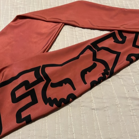 FOX Leggings - Picture 2 of 4